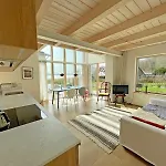 Remise Am Faehrhaus Nyaraló *
